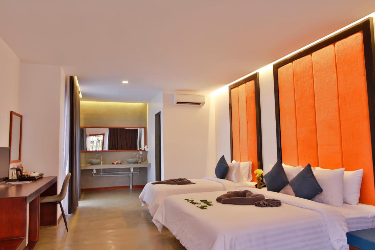 Central Corner Suite Siem Reap Exteriör bild