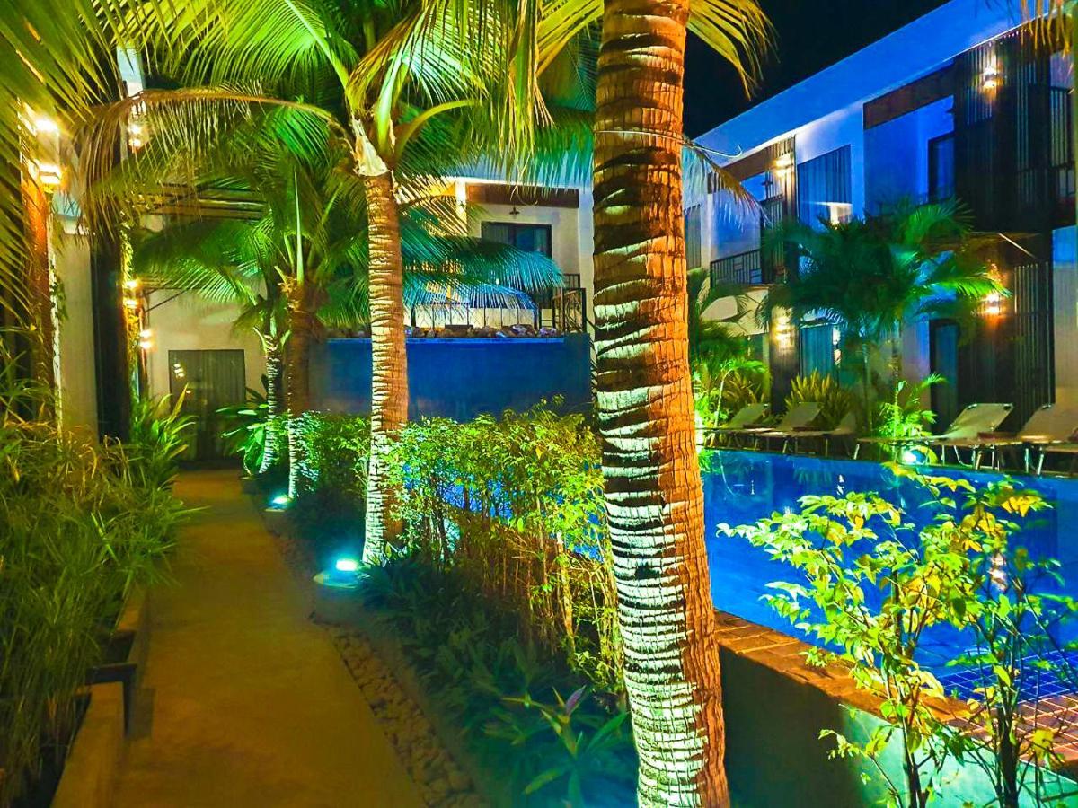 Central Corner Suite Siem Reap Exteriör bild