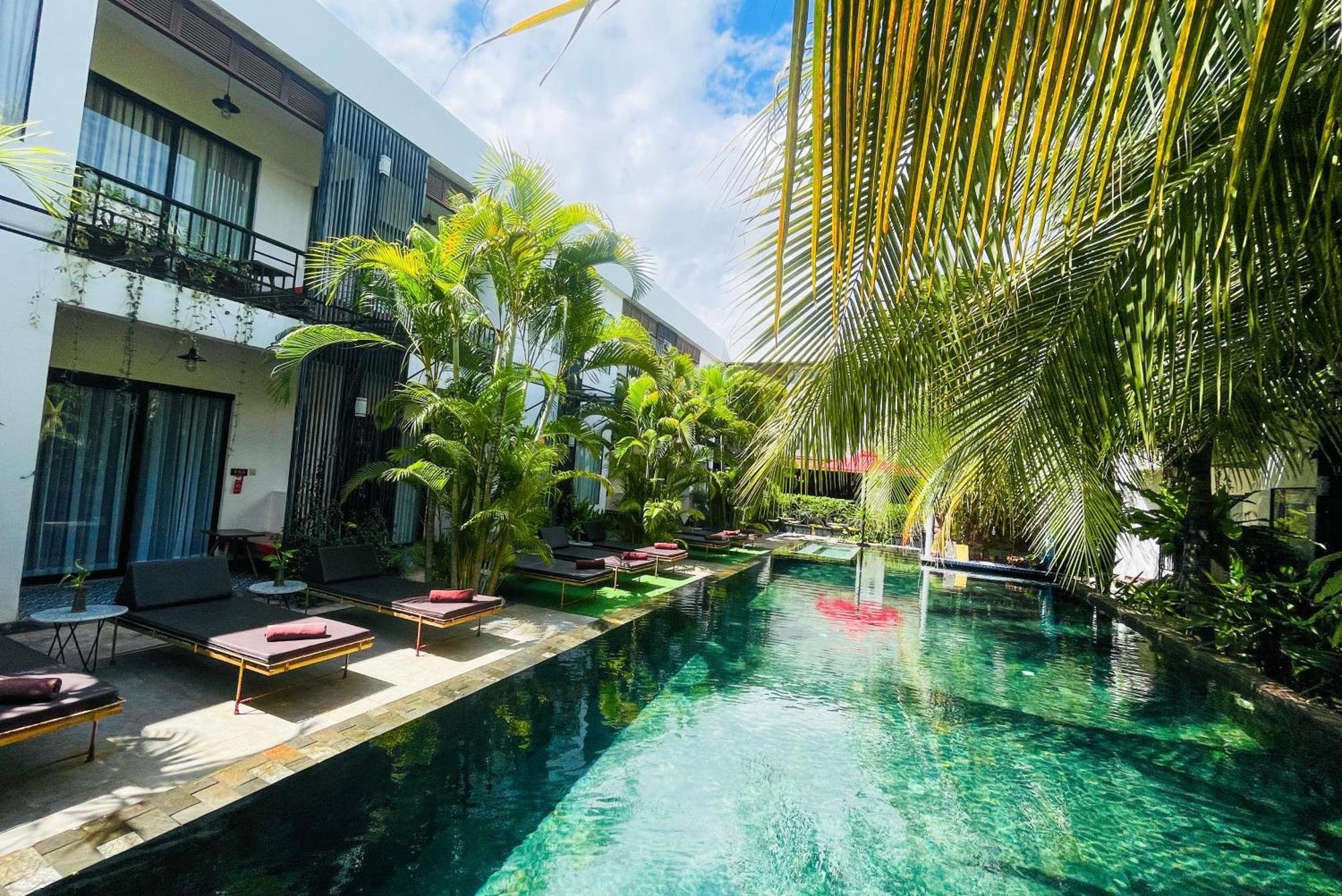 Central Corner Suite Siem Reap Exteriör bild