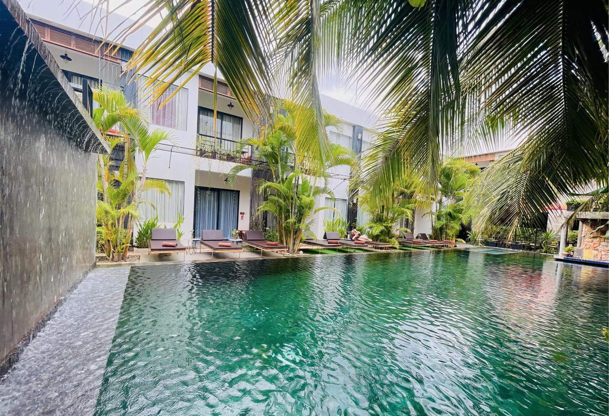 Central Corner Suite Siem Reap Exteriör bild